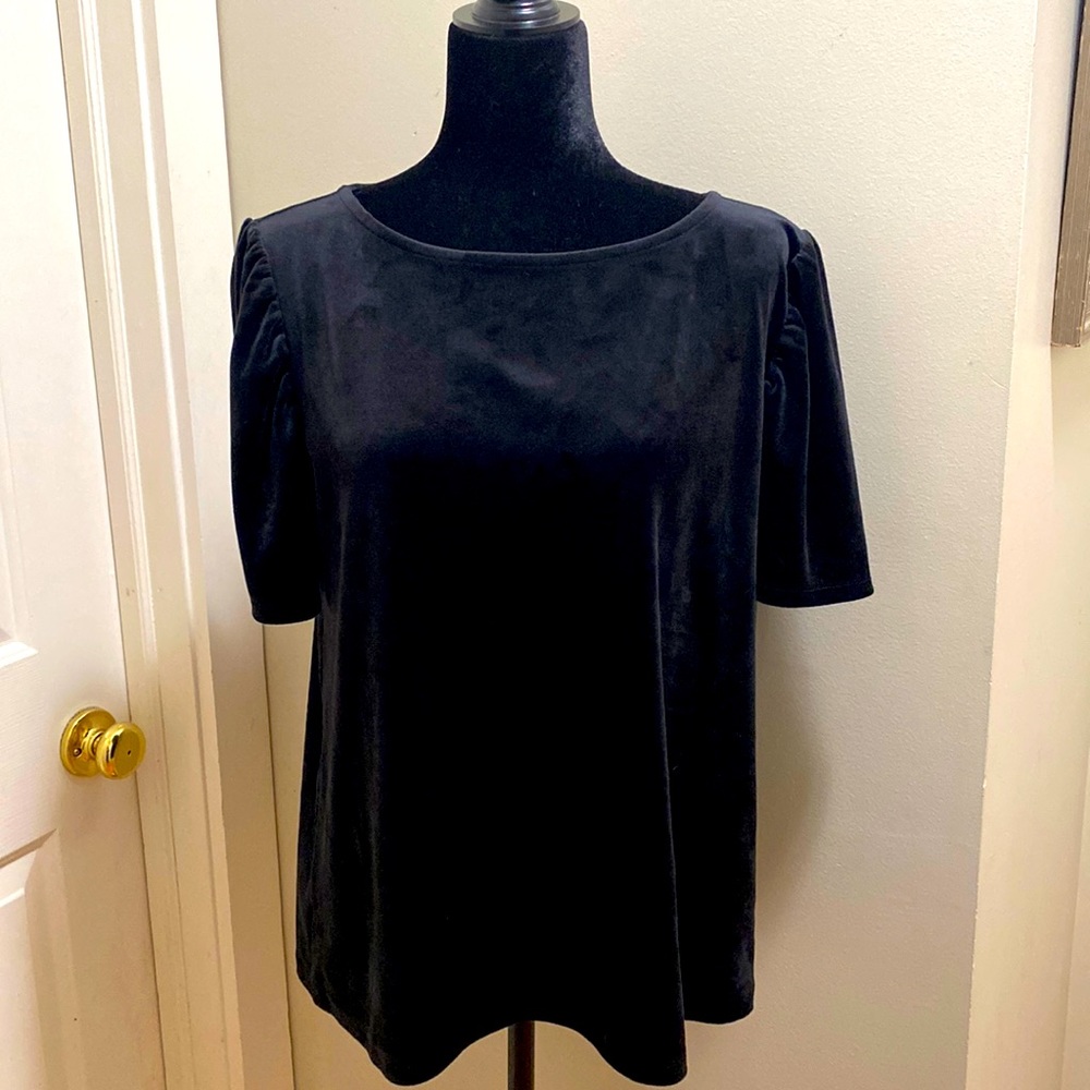 LOFT puff sleeve black velvet tee top